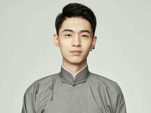 圈内人爆料秦霄贤视频,圈内人揭秘不为人知的幕后故事 第1张 圈内人爆料秦霄贤视频,圈内人揭秘不为人知的幕后故事 第1张